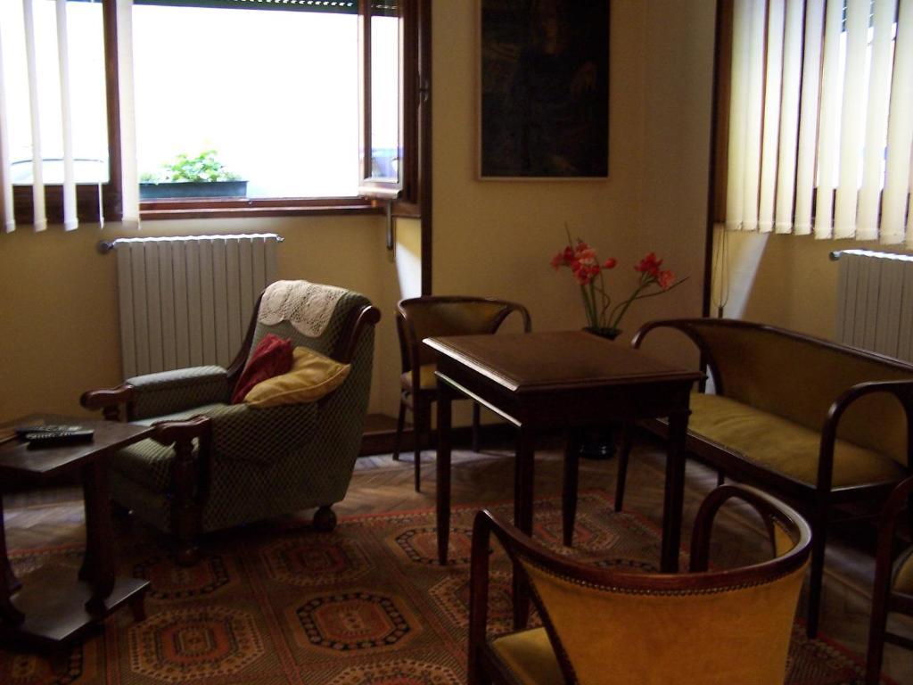 Albergo Corona Salsomaggiore Terme Ngoại thất bức ảnh