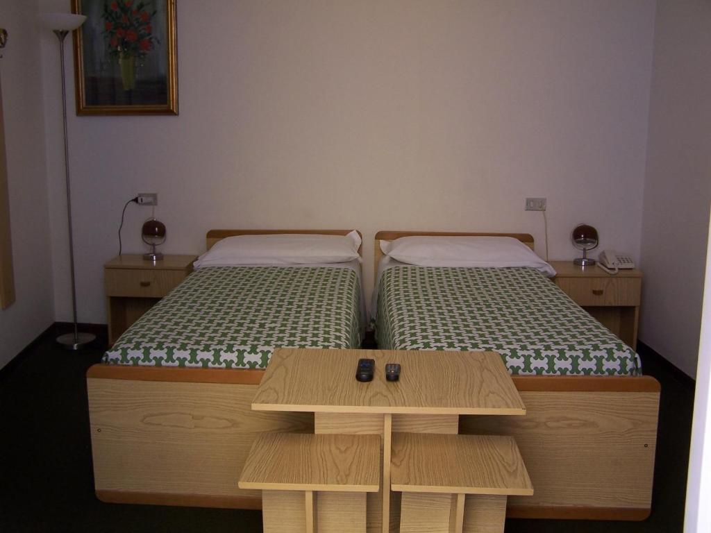 Albergo Corona Salsomaggiore Terme Phòng bức ảnh
