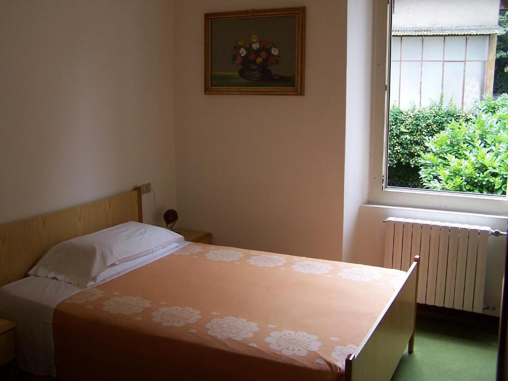 Albergo Corona Salsomaggiore Terme Phòng bức ảnh